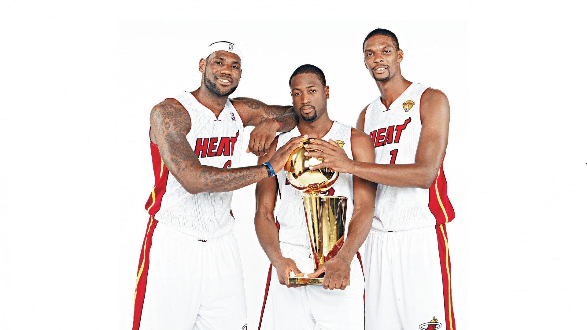 湖人两年1100万签约斯玛特，过去两季仅出战54场，健康成唯一隐忧